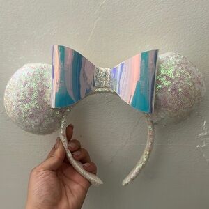 iridescent Minnie ears